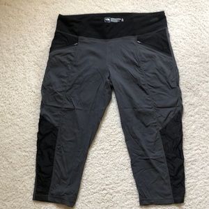 The North Face capris, EUC. Great for hiking or working out.
